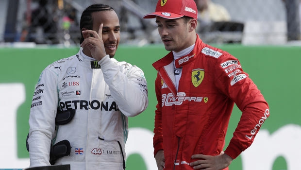 F1: Η χειρονομία αναγνώρισης του Χάμιλτον στον Λεκλέρκ