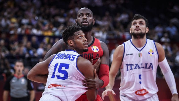 Ιταλία – Αγκόλα 92-61: Έκαναν πάρτι οι “ατζούρι”