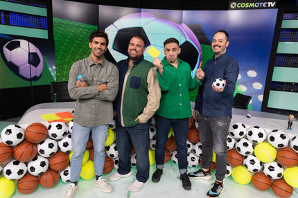 «Στο Πλεχτό»: Η ψυχαγωγική εκπομπή της COSMOTE TV επιστρέφει για 4η σεζόν