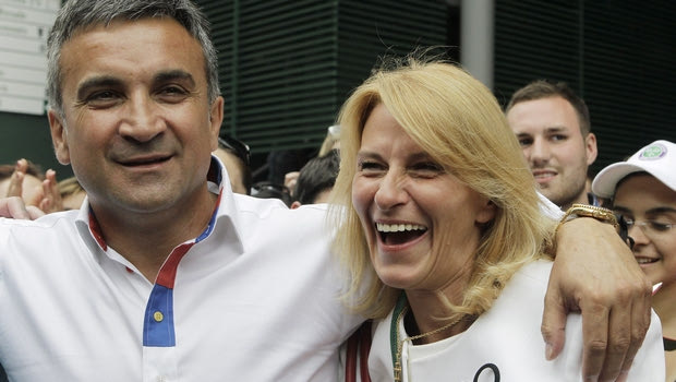 Mητέρα Τζόκοβιτς: “Ο κόσμος υποστηρίζει τους Φέντερερ και Ναδάλ”