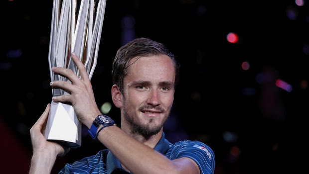 Shanghai Masters: Το σήκωσε ο Μεντβέντεβ