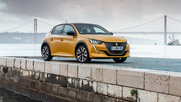 Η ατραξιόν της χρονιάς το νέο Peugeot 208