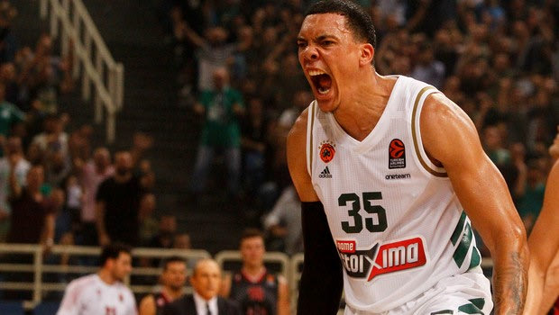 Γουάιλι στο Sport24.gr: “Δεν επικοινωνούμε καλά στην άμυνα”