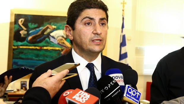 Αυγενάκης: “Υποχρέωση της πολιτείας να ακούει”