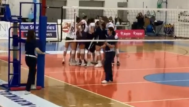 Ντρίτα Γκζίλαν – ΑΟ Θήρας 0-3: Βήμα πρόκρισης για την ομάδα της Σαντορίνης