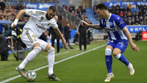 Αλαβές – Ρεάλ 1-2: Απόδραση από την Βιτόρια και προσωρινά μόνη στην κορυφή
