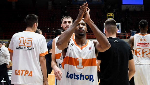 Λάνγκστον Χολ στο Sport24.gr: “Αφού νικήσαμε τον Παναθηναϊκό όλα γίνονται”