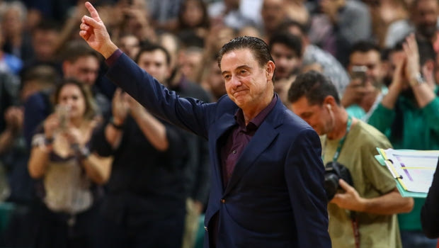 Παναθηναϊκός: Όλο το ΟΑΚΑ στο πόδι για την βράβευση του Ρικ Πιτίνο