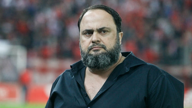 Ολυμπιακός: Έντονα παράπονα Μαρινάκη σε Χούμπελ στα επίσημα