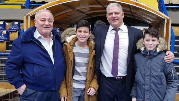 Ήφαιστος: Υποστήριξη στο “Ανδρέας Παπανδρέου” από… το Μόναχο