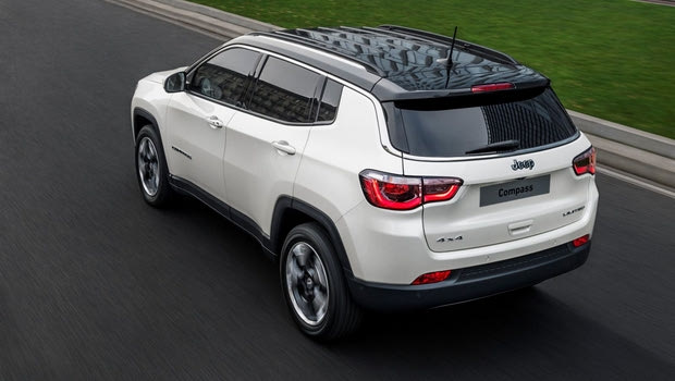 Jeep: Έκπτωση στο Compass έως 1.800 ευρώ