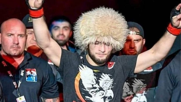 Khabib: “Ο Jon Jones είναι ο καλύτερος μαχητής αυτή τη στιγμή