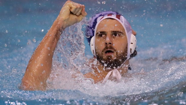 Ολυμπιακός – Γιουνγκ 6-5: Τεράστιο βήμα πρωτιάς στον όμιλο