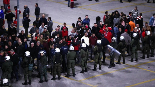 Ολυμπιακός – ΠΑΟΚ: Καταγγέλλει επίθεση στην αποστολή ο Δικέφαλος