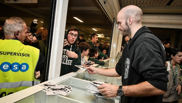 Παναθηναϊκός: Οι παίκτες συμμετείχαν σε γιορτή μετά το παιχνίδι με το Ρέθυμνο