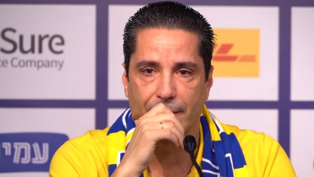 Βούρκωσε ο Σφαιρόπουλος: “Από τις πιο όμορφες στιγμές της καριέρας μου”