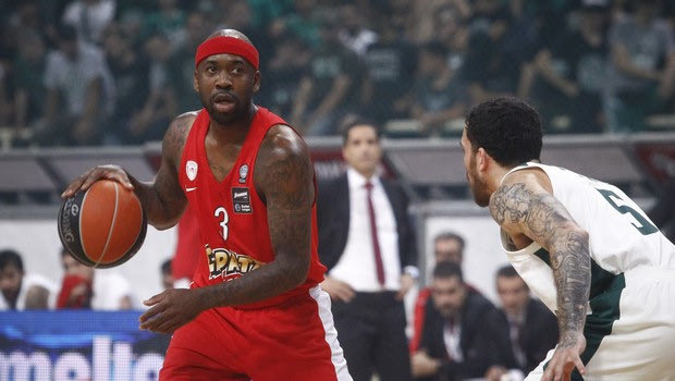 ΠΑΟΚ: Μπόμπι Μπράουν και επίσημα
