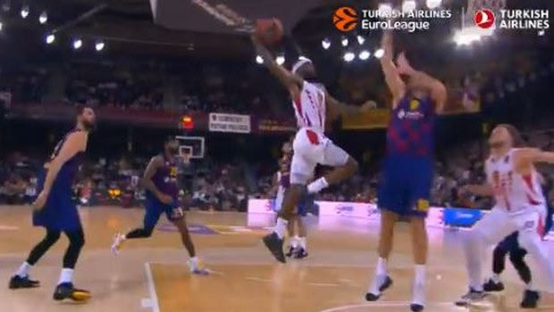 EuroLeague: Ο Λορέντζο Μπράουν “πέταξε” στην κορυφή του Top-10