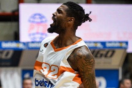 Επίσημο: Στον Ολυμπιακό για ενάμιση χρόνο ο Οκτάβιους Έλις