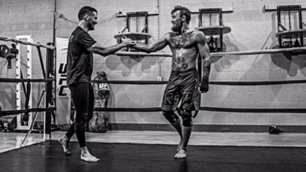 Καβανάγκι: “Ο McGregor θα κερδίσει εύκολα τον Cerrone”