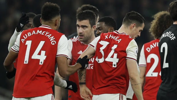 Αρσεναλ – Γιουνάιτεντ 2-0: Πρώτη νίκη Αρτέτα με υπογραφή Σωκράτη