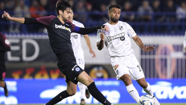 Super League: Μονομαχία οκτώ ομάδων για τα play offs