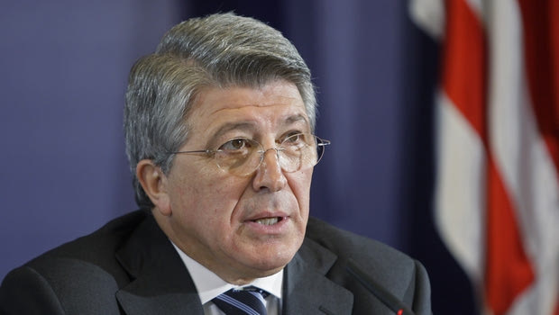Πρόεδρος Ατλέτικο: “To Άνφιλντ δεν θα περνούσε τους τεχνικούς ελέγχους της UEFA”