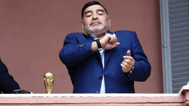 Μαραντόνα: “Ελπίζω να μην κάνει μεγάλο ματς ο Μέσι κόντρα στην Νάπολι”