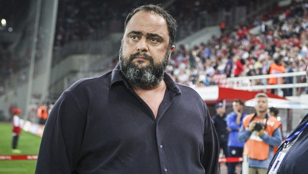 Μαρινάκης σε παίκτες: “Θα νικήσετε Άρσεναλ και ΠΑΟΚ”