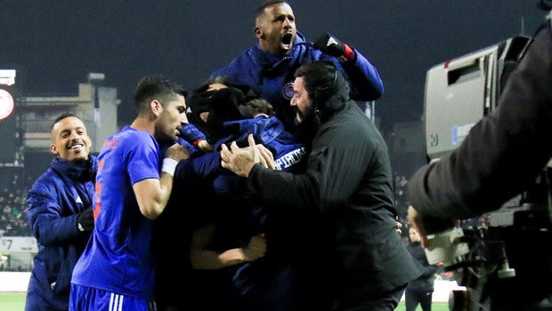 ΠΑΟΚ – Ολυμπιακός: Ερυθρόλευκο προβάδισμα με αυτογκόλ Γιαννούλη