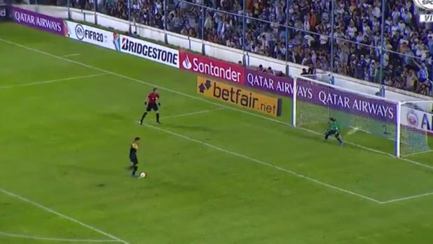 Copa Libertadores: Ήθελε πέναλτι με στυλ και την πάτησε