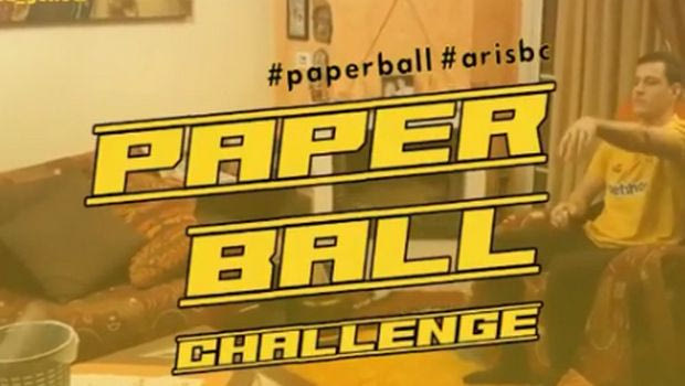 Κορονοϊός: Ο Άρης σύστησε το paper ball challenge για το “Μένουμε σπιτι”