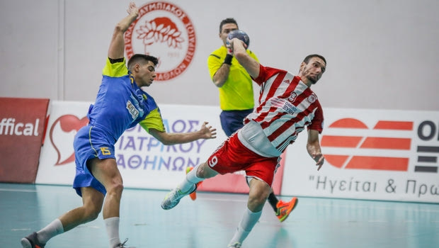 Handball Premier: Νίκες για τους πρωτοπόρους ΑΕΚ και Ολυμπιακό