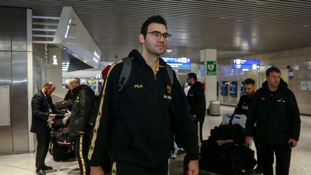 ΑΕΚ: Στη Βόννη μ’ ένα αντισηπτικό στο χέρι