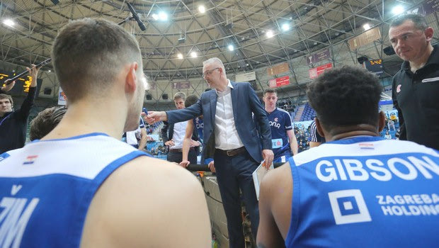 Στο χείλος της καταστροφής η Τσιμπόνα