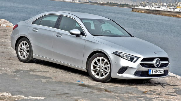 Mercedes-Benz: Στο δρόμο με την A180d Sedan