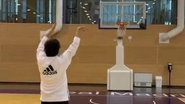 Με το ζόρι βρήκε ταμπλό το πρώτο σουτ του Γιουλ μετά την καραντίνα