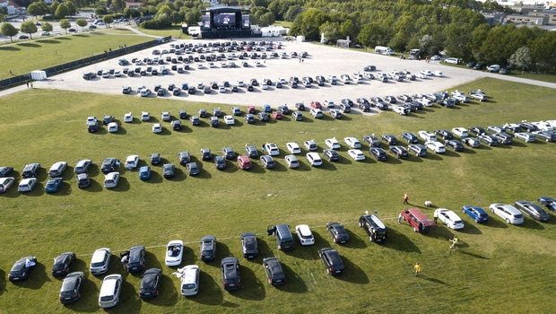 Drive-in παρακολούθηση στο Άαρχους – Ράντερς