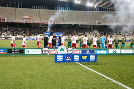 “Κόκκινο” στη Super League από την υγειονομική επιτροπή για παρουσία κόσμου στα γήπεδα