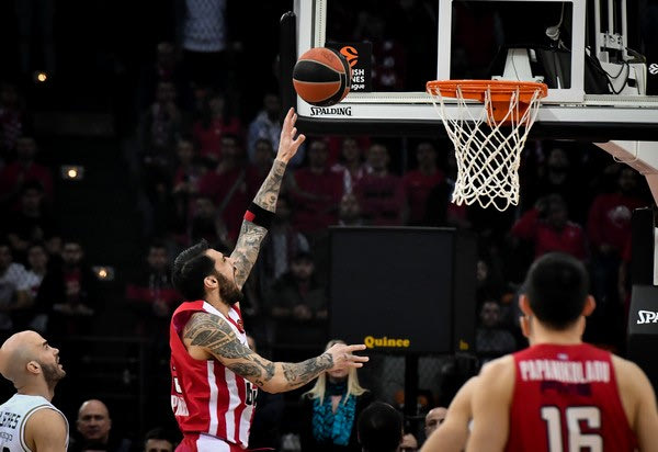Ολυμπιακός: Ο Πρίντεζης δεν χάνει σουτ με το αγαπημένο του “πεταχτάρι”