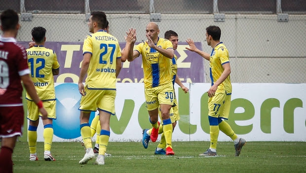 ΑΕΛ – Αστέρας 1-2: Ανατροπή με γκολάρα για τους Αρκάδες