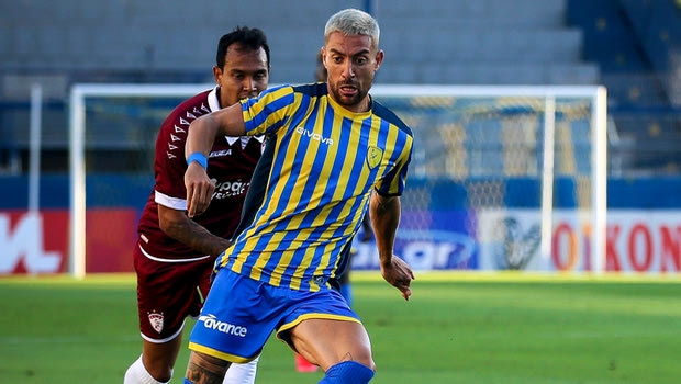Παναιτωλικός – ΑΕΛ 3-0: Σόου Μουνιέ και σημαντικό τρίποντο για τους Αγρινιώτες