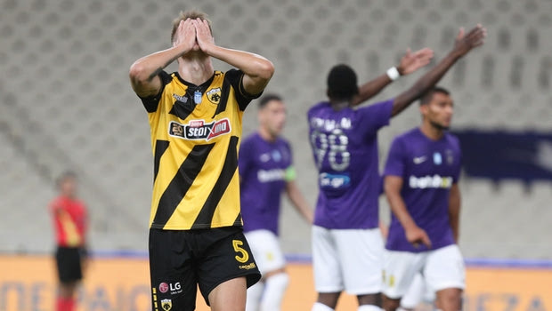 Εκτός του Βράνιες συνελήφθη και η ΑΕΚ