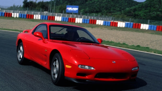 Τα εμβληματικά coupe της Mazda: από το R360 στο ΜΧ-30