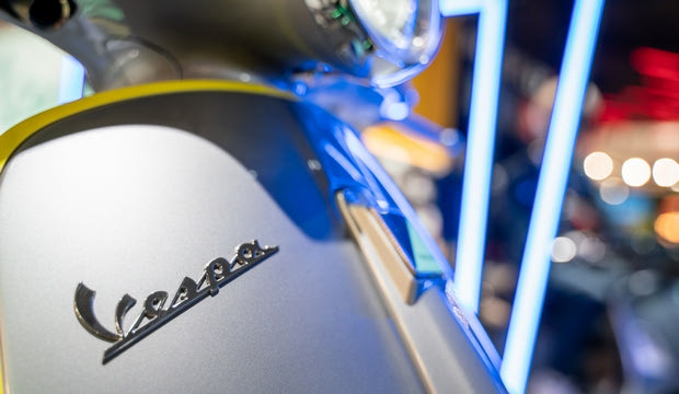 Όλες οι αξίες Vespa συγκεντρώνονται στην Vespa Elettrica