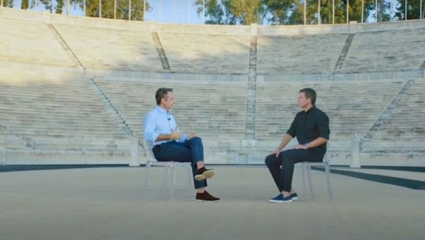 Μητσοτάκης σε Φύσσα για Euro 2004: “Εκπλήξαμε ευχάριστα όπως και με την αντίδραση στην πανδημία”