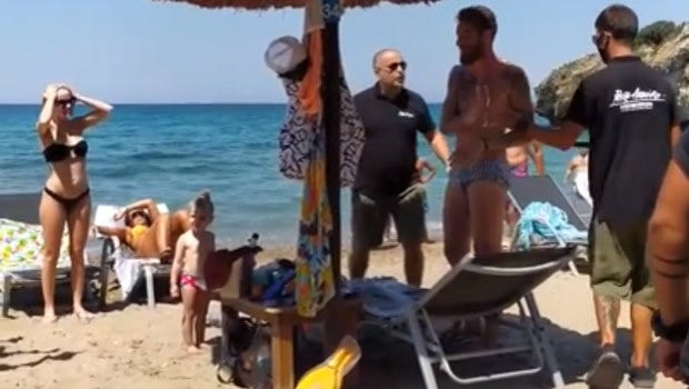 Αποθέωση Σα με ύμνο του Ολυμπιακού και σαμπάνια σε παραλία της Ζακύνθου