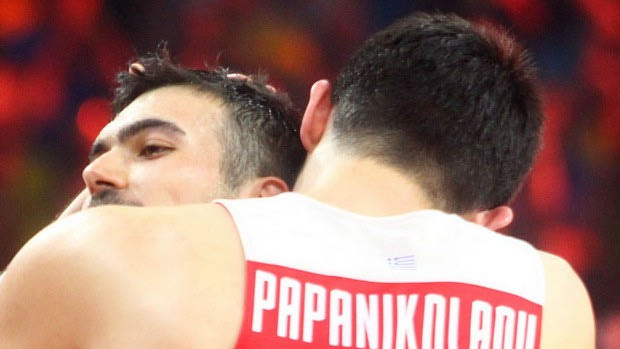 Παπανικολάου για Σλούκα: “Μια νέα αρχή, όπως τότε αδελφέ”