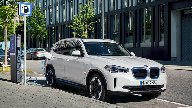 Η πρώτη ηλεκτρική BMW X