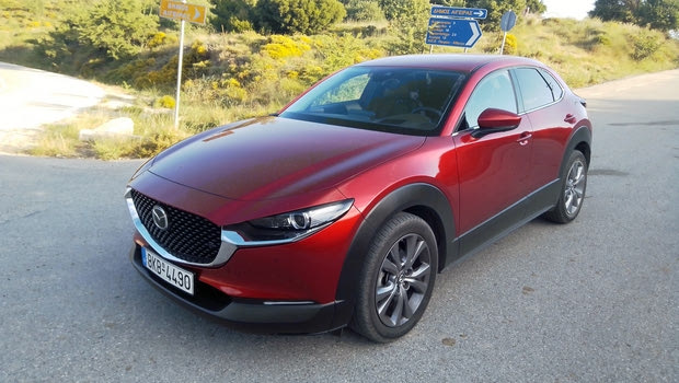 Οδηγούμε το πετρελαιοκίνητο Mazda CX-30